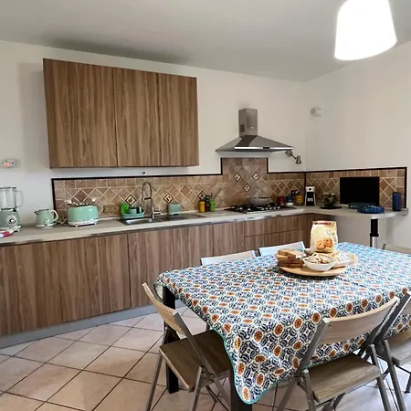 Lejlighed A Casa Da Mari' Terrasini